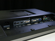 dell-u2410_05.jpg